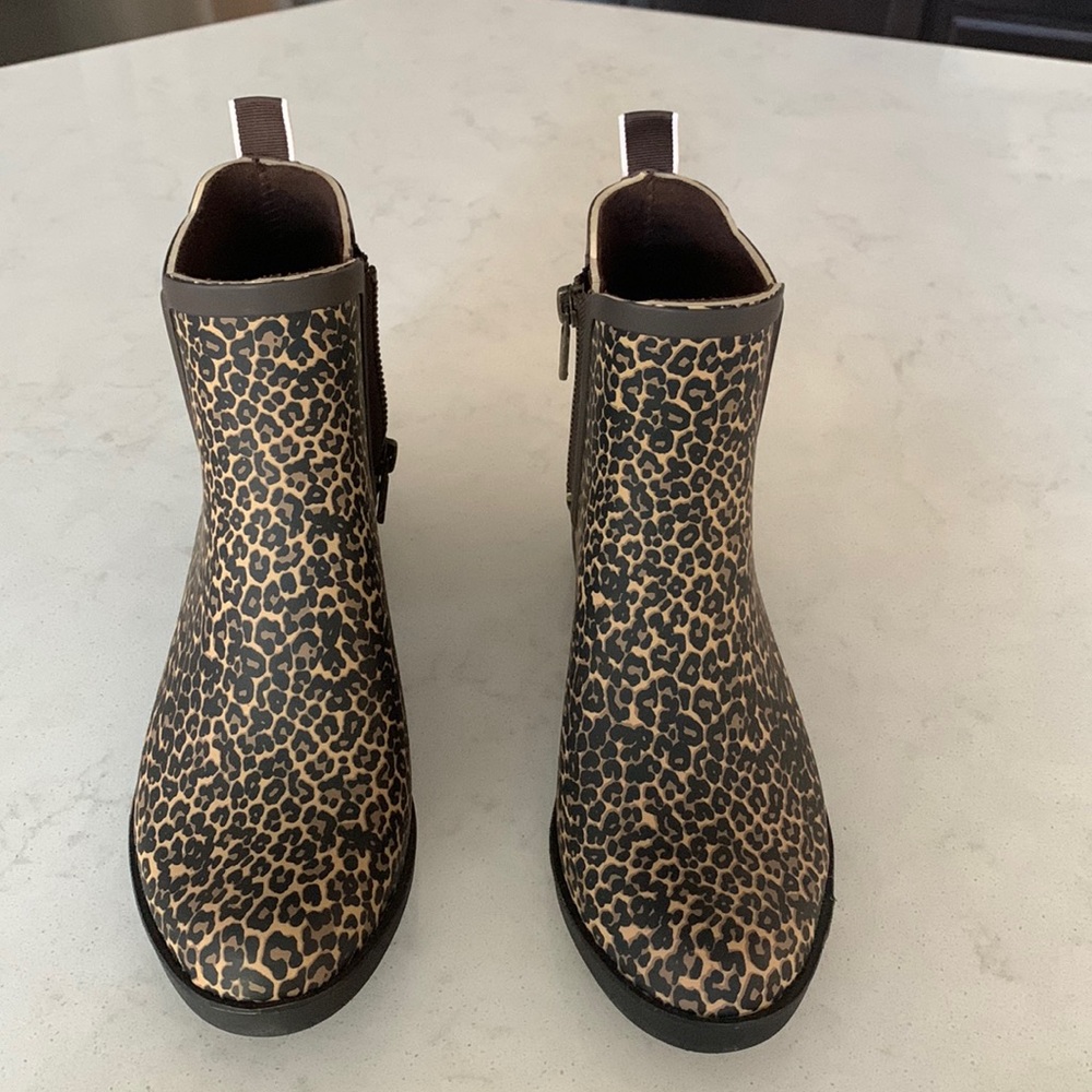 Lucky ankle rain boot